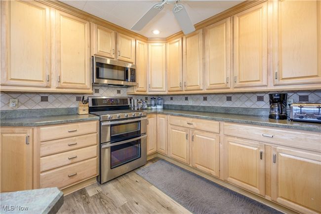 5308 Calla Ave Nw, House other with 3 bedrooms, 3 bathrooms and null parking in Warren OH | Image 11