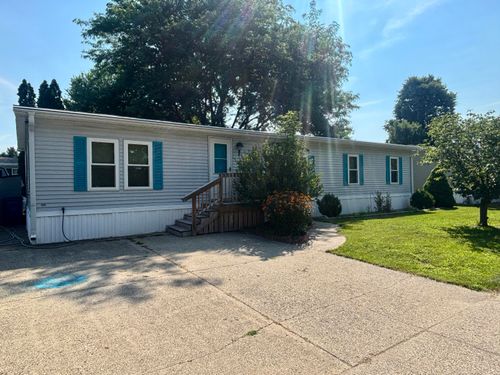 14288 Winters Crk W, West Olive, MI, 49460-9433 | Card Image