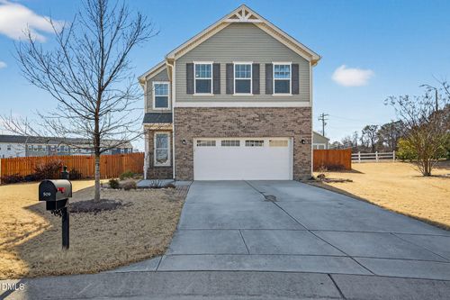 509 Houndstooth Ln, Wendell, NC, 27591-9825 | Card Image