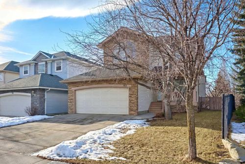 805 Panorama Hills Dr Nw, Calgary, AB, T3K4X4 | Card Image