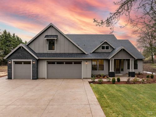 7688 W Flathead Lake St, Eagle, ID, 83616-7785 | Card Image