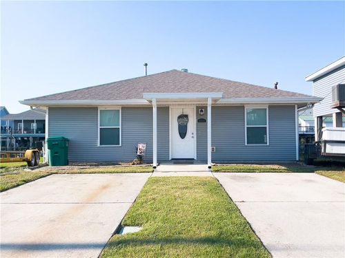 4920 Fran Ln, Barataria, LA, 70036-4730 | Card Image