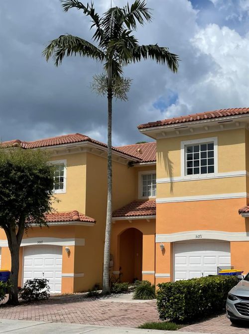 5071 Se Mariner Garden Cir, Stuart, FL, 34997-2176 | Card Image