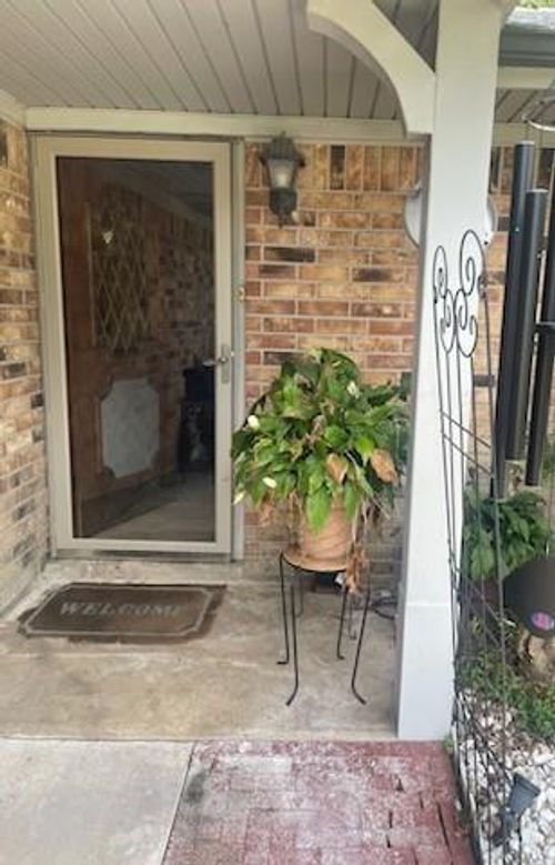 3423 Gail Rd, Baytown, TX, 77521-4667 | Card Image