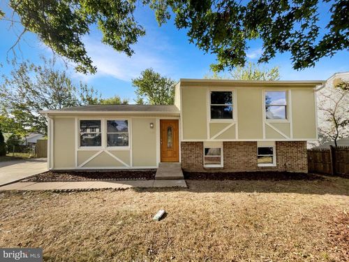 113 N Harrison Rd, STERLING, VA, 20164-2607 | Card Image