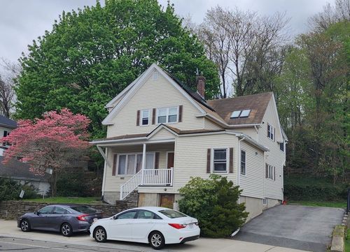 2-586 Franklin St, Worcester, MA, 01604-2906 | Card Image