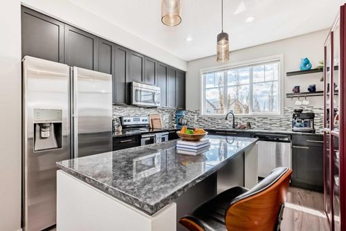 113 Copperpond Row Se, Calgary, AB, T2Z1H3 | Card Image
