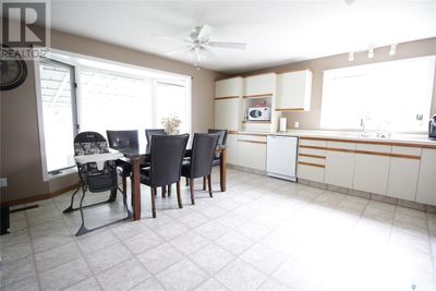 815 Elsinore St, House other with 2 bedrooms, 3 bathrooms and null parking in Whitewood SK | Image 3