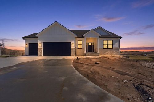 4012 Macinnes Ct, Manhattan, KS, 66503-2647 | Card Image