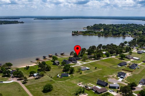 238 Matador Ranch Rd, Trinidad, TX, 75163-4021 | Card Image