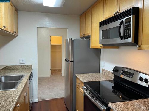 1087 1087 Murrieta Blvd, Livermore, CA, 94550 | Card Image