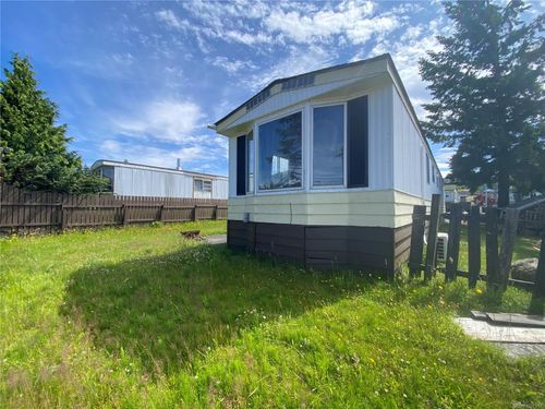 2266 Camosun Cres, Port Mcneill, BC, V0N2R0 | Card Image