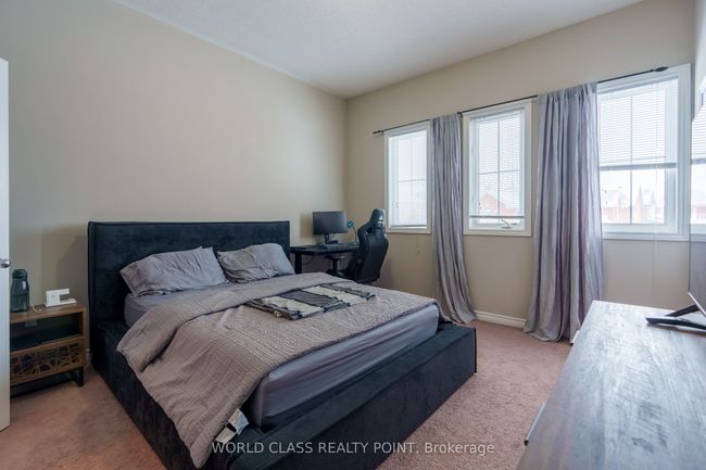 19 Partner Dr, House other with 4 bedrooms, 3 bathrooms and 2 parking in Courtice ON | Image 13