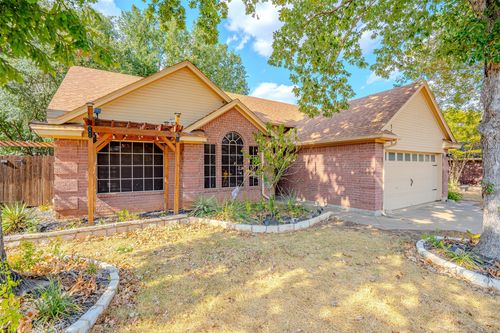 1522 Hayloft Ln, Granbury, TX, 76048-2702 | Card Image