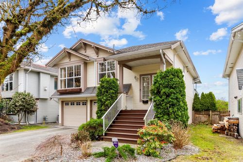 11469 207 St, Maple Ridge, BC, V2X1W9 | Card Image