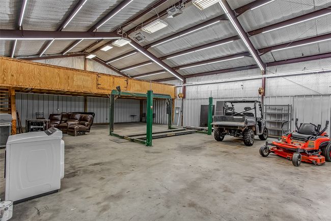 601 County Road 3525, Home with 3 bedrooms, 3 bathrooms and null parking in Paradise TX | Image 32