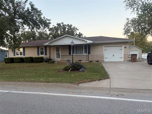 1748 Pottery Rd, Washington, MO, 63090-4188 | Card Image