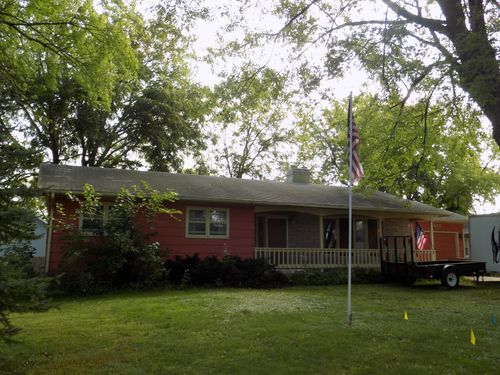 405 Snure St, Lakefield, MN, 56150-9464 | Card Image