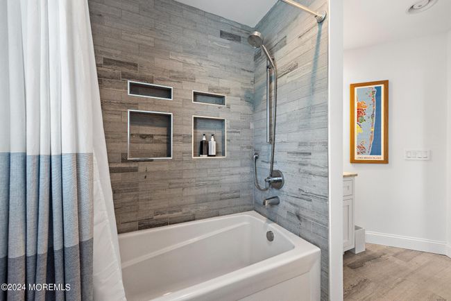 27 17 Th St, House other with 5 bedrooms, 5 bathrooms and null parking in Surf City NJ | Image 69