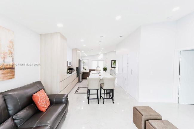 3813 Sw 149 Th Pl, House other with 4 bedrooms, 3 bathrooms and null parking in Miami FL | Image 12