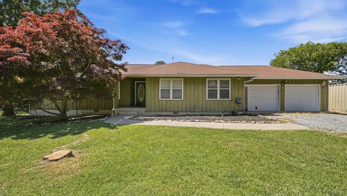 936 Cowboy Sams Ln, Trenton, GA, 30752 | Card Image
