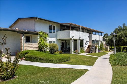 19716 Avenue Of The Oaks, Newhall, CA, 91321-1415 | Card Image