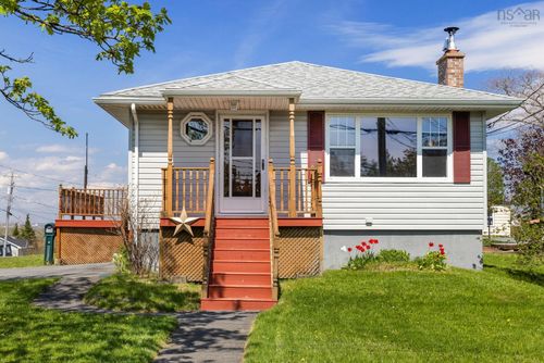 720 Herring Cove Road, Herring Cove, NS, B3R1Y8 | Card Image