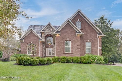 3525 Meadow Bluff Way, Louisville, KY, 40245-8531 | Card Image