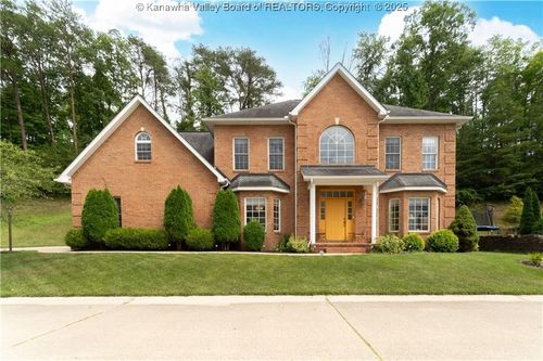 219 Southern Woods Dr, South Charleston, WV, 25309-8692 | Card Image