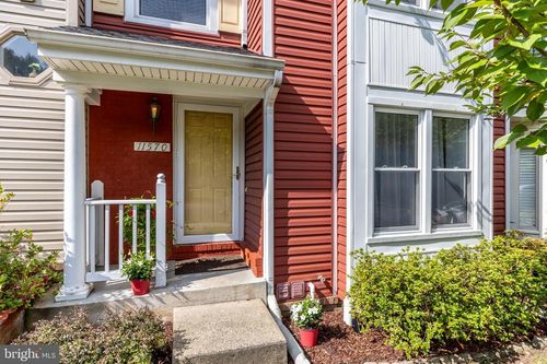 11570 Hill Meade Ln, WOODBRIDGE, VA, 22192-1158 | Card Image