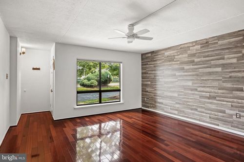 207 Hunter Ct, MARLTON, NJ, 08053-2024 | Card Image