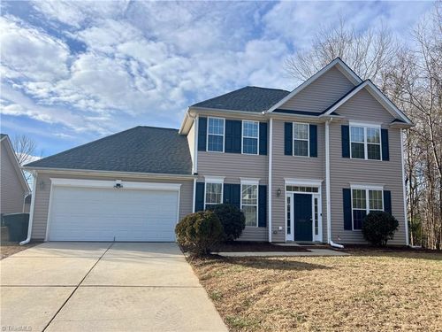 6407 Highland Oak Dr, Greensboro, NC, 27410-9286 | Card Image
