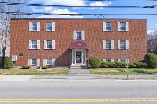 apt-6-266 Albion St, Wakefield, MA, 01880-3133 | Card Image