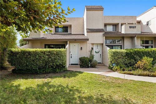 unit-a-15137 Magnolia Blvd, Sherman Oaks, CA, 91403-1231 | Card Image