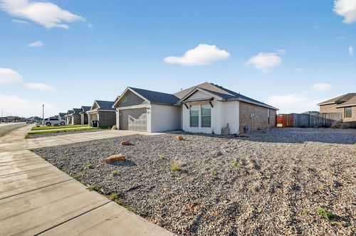 125 Pioneer Cir, Midland, TX, 79705-2694 | Card Image