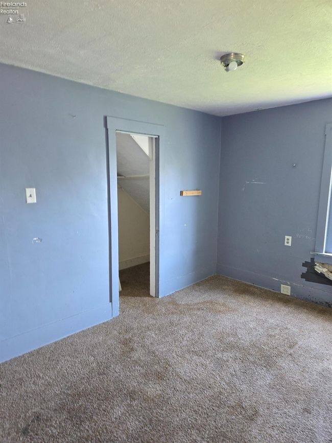 91 1 St Ave, House other with 6 bedrooms, 2 bathrooms and 2 parking in Tiffin OH | Image 21