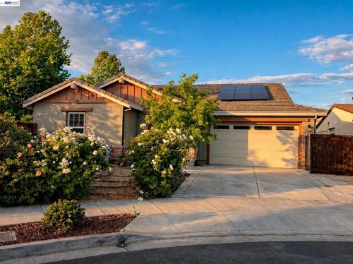 679 Hamilton Ct, Brentwood, CA, 94513-2444 | Card Image