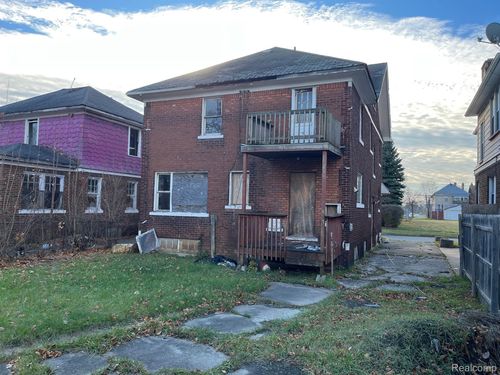 9400 Wildemere St, Detroit, MI, 48206-1914 | Card Image