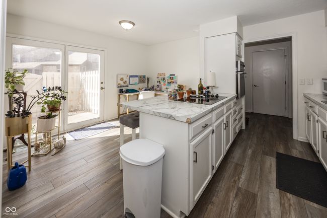 615 Conner Creek Dr, Condo with 2 bedrooms, 2 bathrooms and null parking in Fishers IN | Image 11