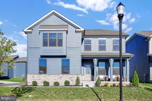 801 Foundry St, FREDERICK, MD, 21701-3575 | Card Image