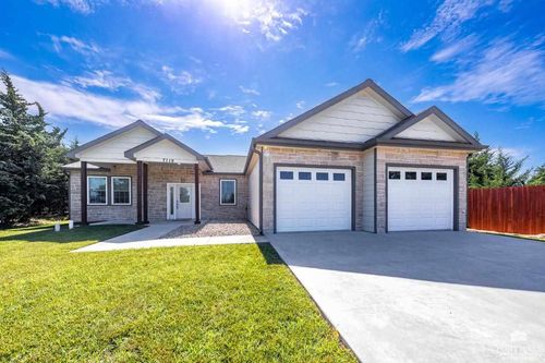 7119 Laurel Dr, Junction City, KS, 66441 | Card Image