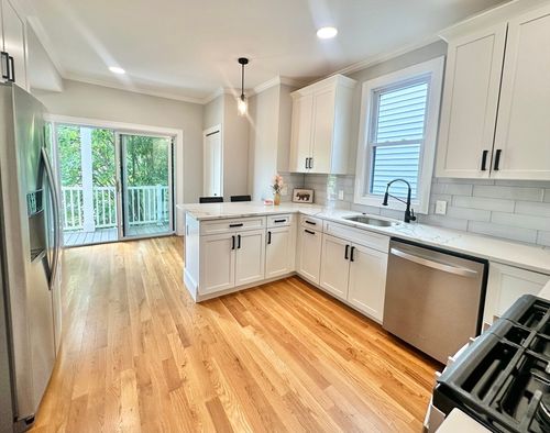 apt-3-299 Maverick St, Boston, MA, 02128-3727 | Card Image