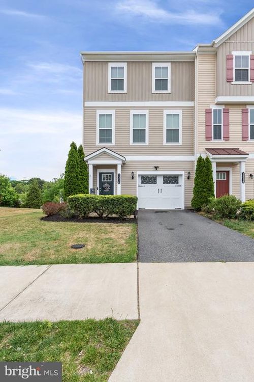 1316 Teagan Dr, FREDERICKSBURG, VA, 22408-4181 | Card Image