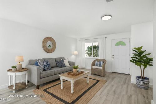 6-17053 Roscoe Blvd, Northridge, CA, 91325-4015 | Card Image