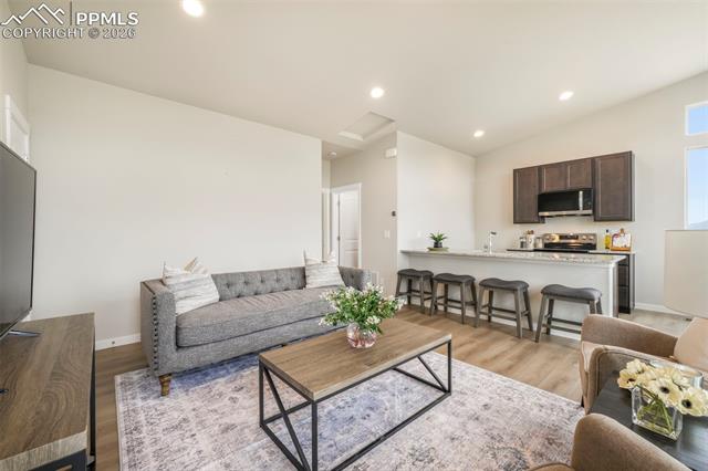 Residential in Monument 4