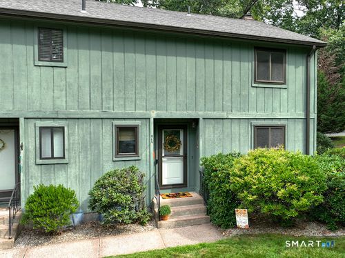 h-128 Highland St, Manchester, CT, 06040-5635 | Card Image