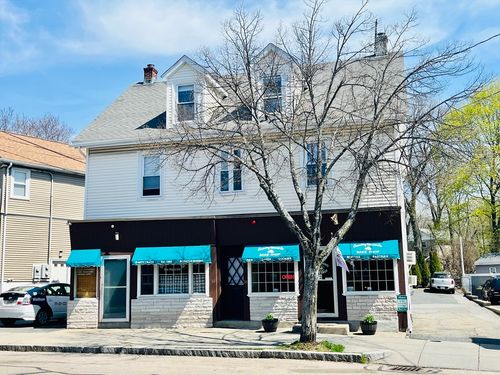 56-56-58 Lexington St, Newton, MA, 02465-1054 | Card Image