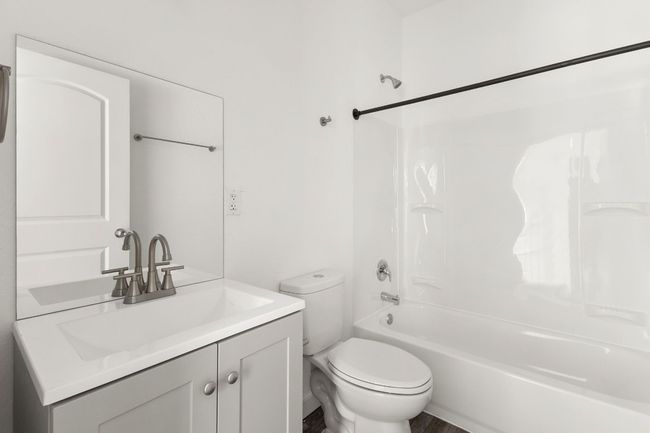 1063 Sleepy Holw, House other with 4 bedrooms, 4 bathrooms and 4 parking in Spring Branch TX | Image 18