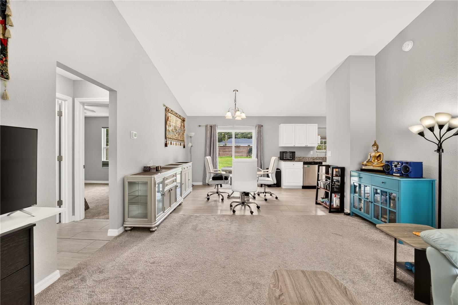 Residential in BELLEVIEW 5