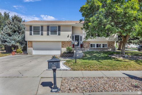 8161 S 805 E, Sandy, UT, 84094-0630 | Card Image
